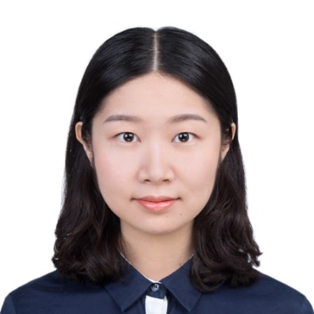 Qiaozhi Song headshot
