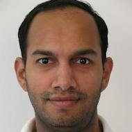 Snehal Thakkar headshot